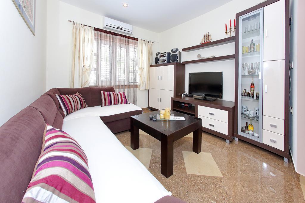 Apartments Melita Бибинє Номер фото